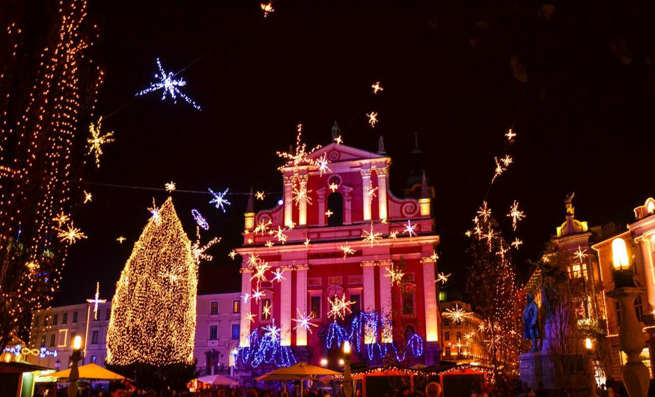 Evropa Apartments Ljubljana Bagian luar foto